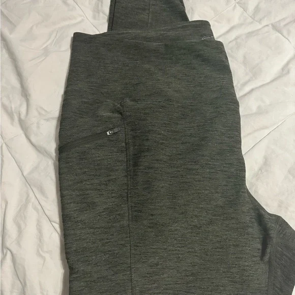 Eddie Bauer Active Pants - Picture 2 of 3